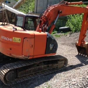 HITACHI ZX135US